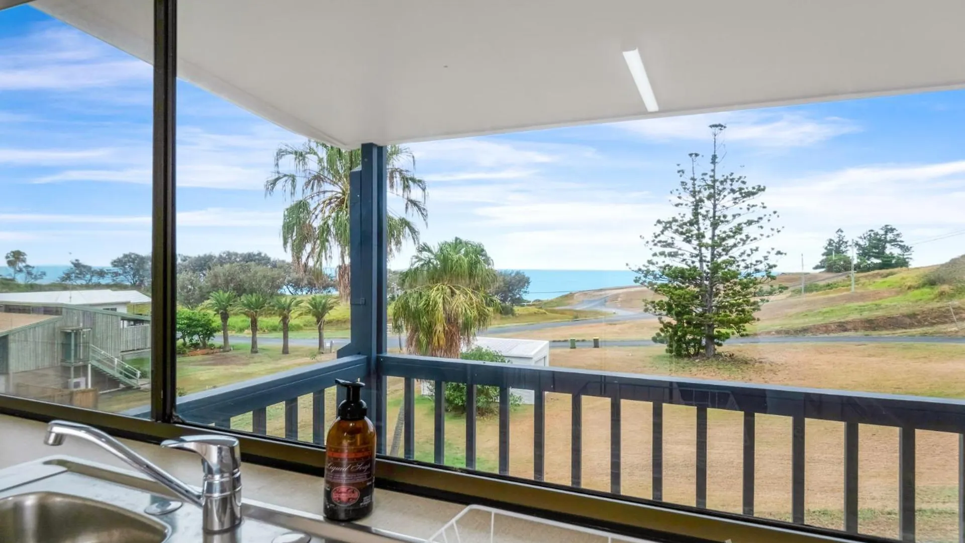 Rocky Retreat At Emu Park Villa Australia